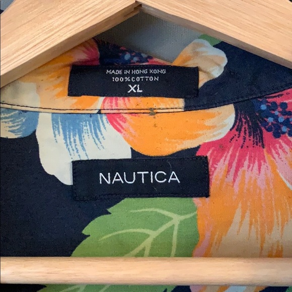 Vintage Nautica 100%Cotton Hawaiian Shirt - Picture 3 of 3